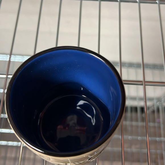 Lucky Cup Hippo - 9 oz - Picture 3 of 4